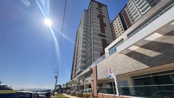 Apartamento Alto Padrão em Itacolomi, Balneário Piçarras/SC