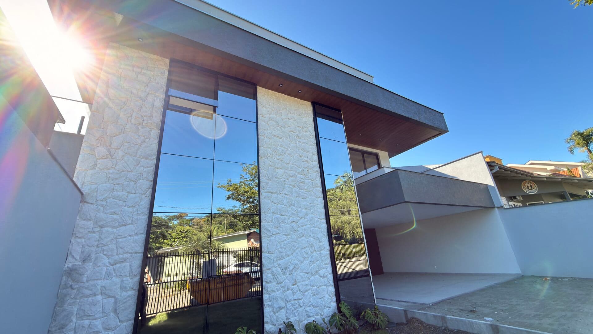 Casa Alto Padrão em Glória, Joinville/SC
