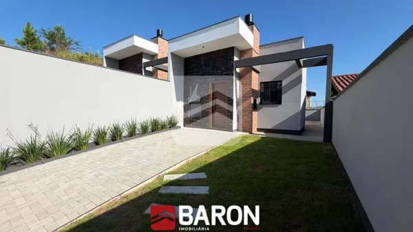 Casa - 3 Dormitórios - Bairro Águas Claras