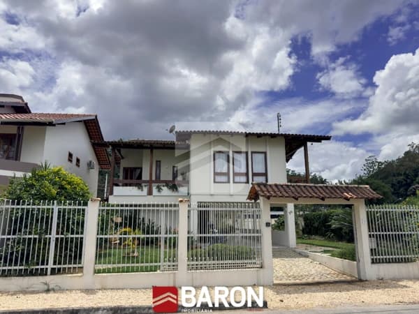 Casa - 4 dormitórios | Bairro Santa Rita