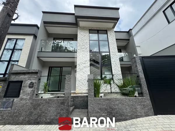 Casa - 3 Dormitórios - Bairro Nova Brasília