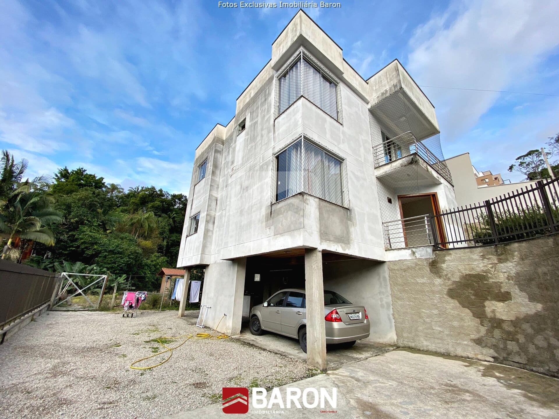 Casa - 3 dormitórios | Bairro São Pedro
