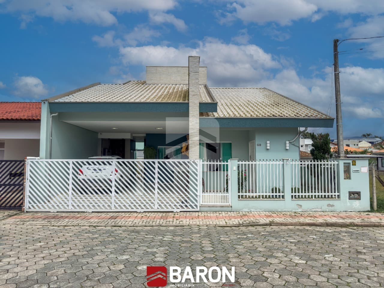 Casa - 3 dormitórios | Bairro Planalto