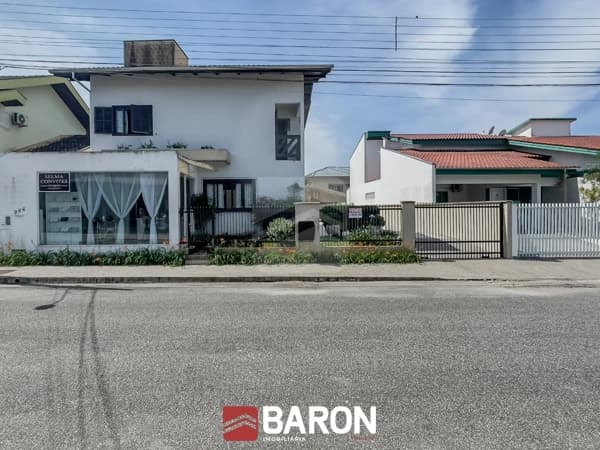 Casa - 3 dormitórios | Bairro Souza Cruz