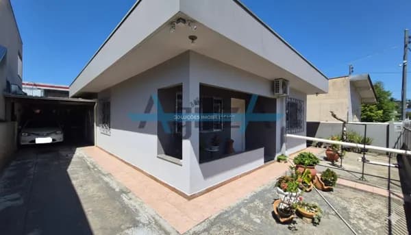 Casa em Monte Alegre, Camboriú