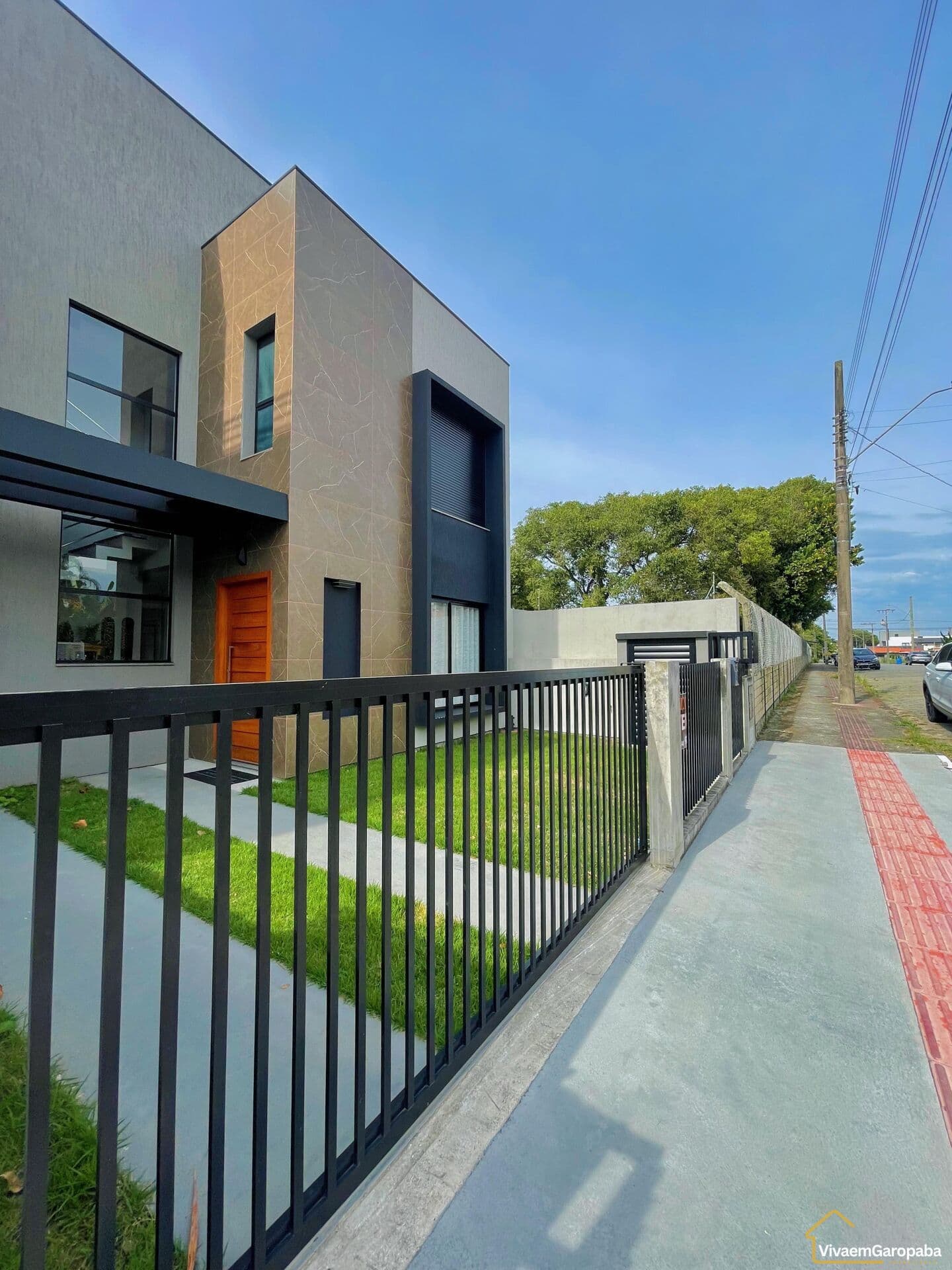 Sobrado Residencial Menegazzo - Bairro Ferraz