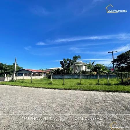 Terreno à venda no coração de Garopaba