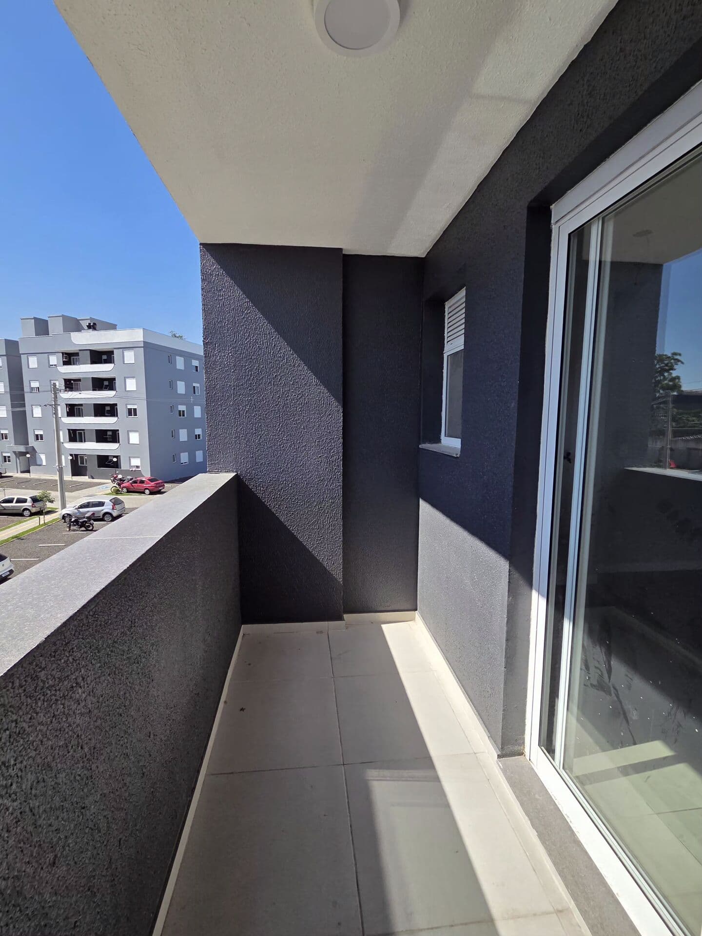 Apartamento com sacada na Olaria, Canoas/RS