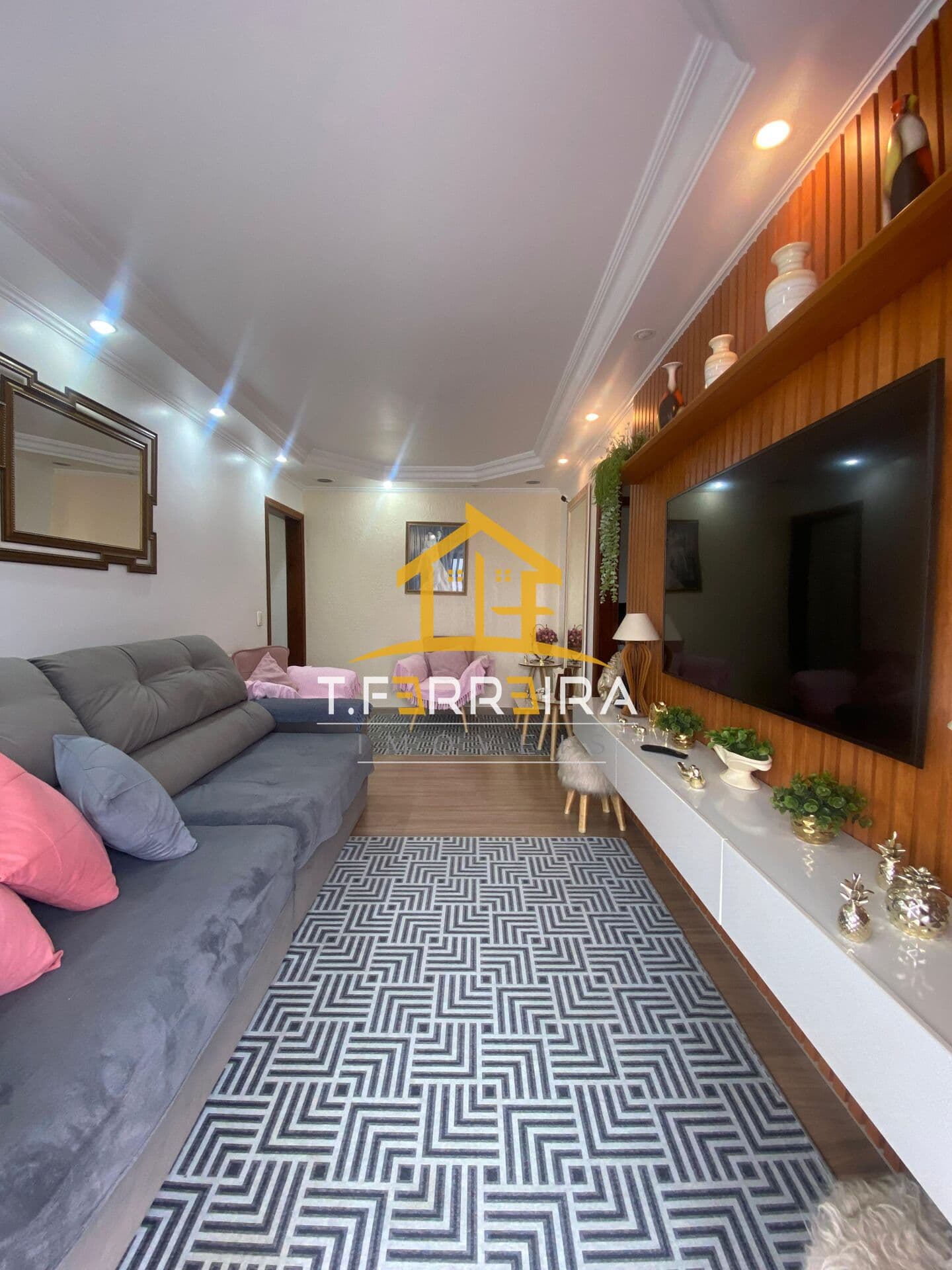 Lindo Apartamento com 02 dormitórios e 01 vaga na Cangaíba!!!