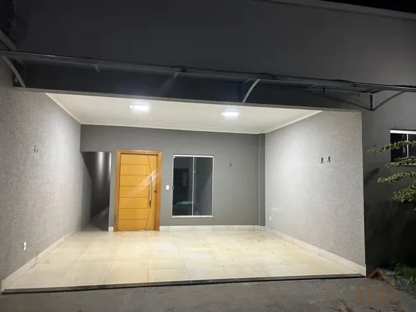 Casa 3 quartos no Jardim Atlântico com piscina