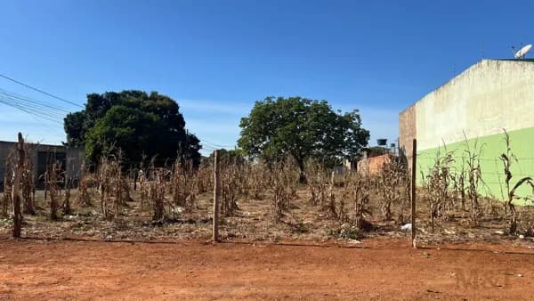 Terreno de 473m² Setor Parque Montreal próximo da Faculdade Federal
