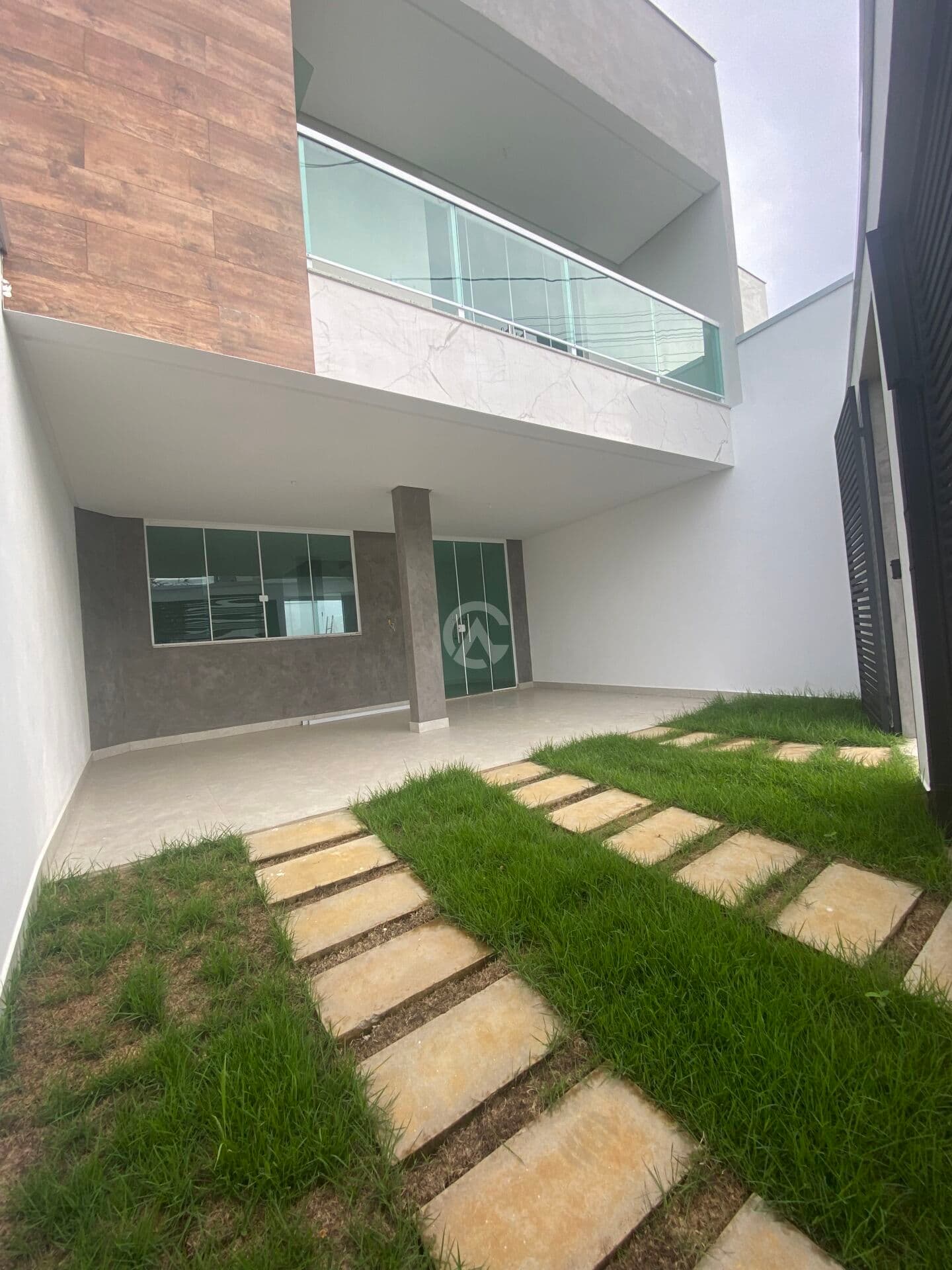 Sobrado em Santana do Paraíso - Residencial Bethânia