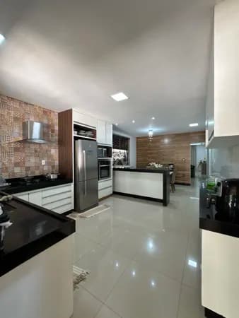 Casa em Santana do Paraíso - Centro