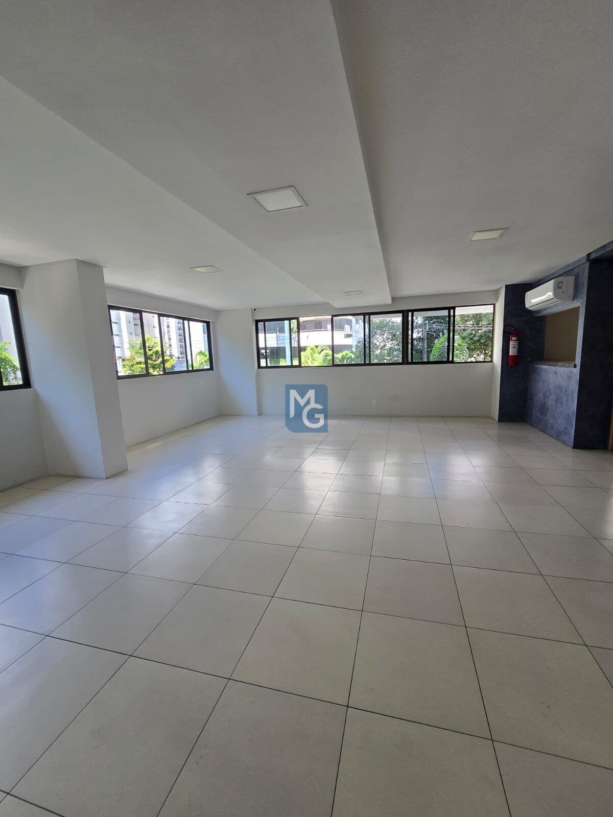 Apartamento 4 quartos Rosarinho