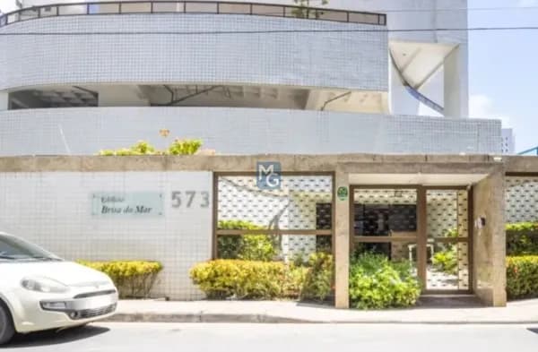 Apartamento com 3 Quartos e 2 banheiros à Venda, 136 m²