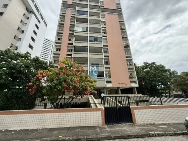 Apartamento em Recife - Casa Amarela