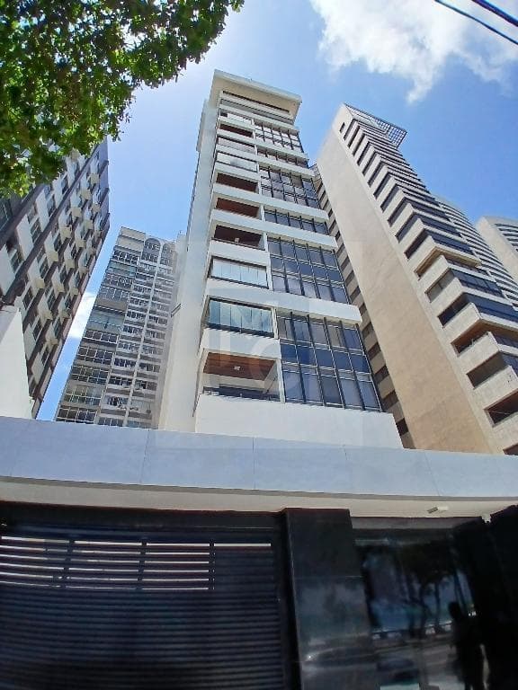 Apartamento à venda no bairro Boa Viagem em Recife/PE