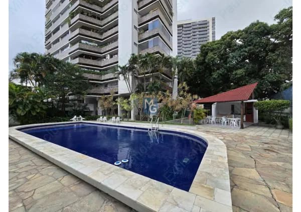 Apartamento Alto Padrão em Apipucos