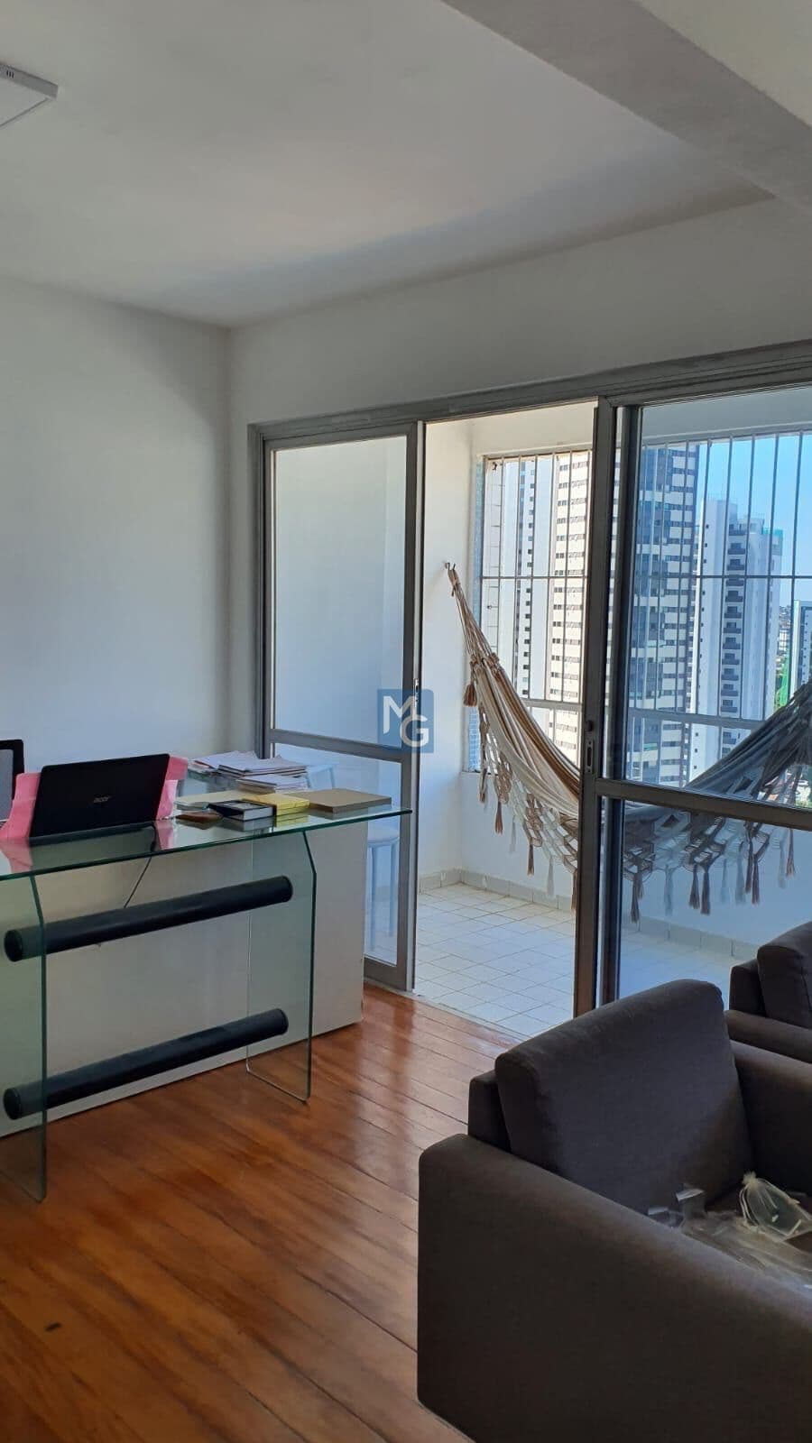 Apartamento com 3 quartos + 1 suite no aflitos