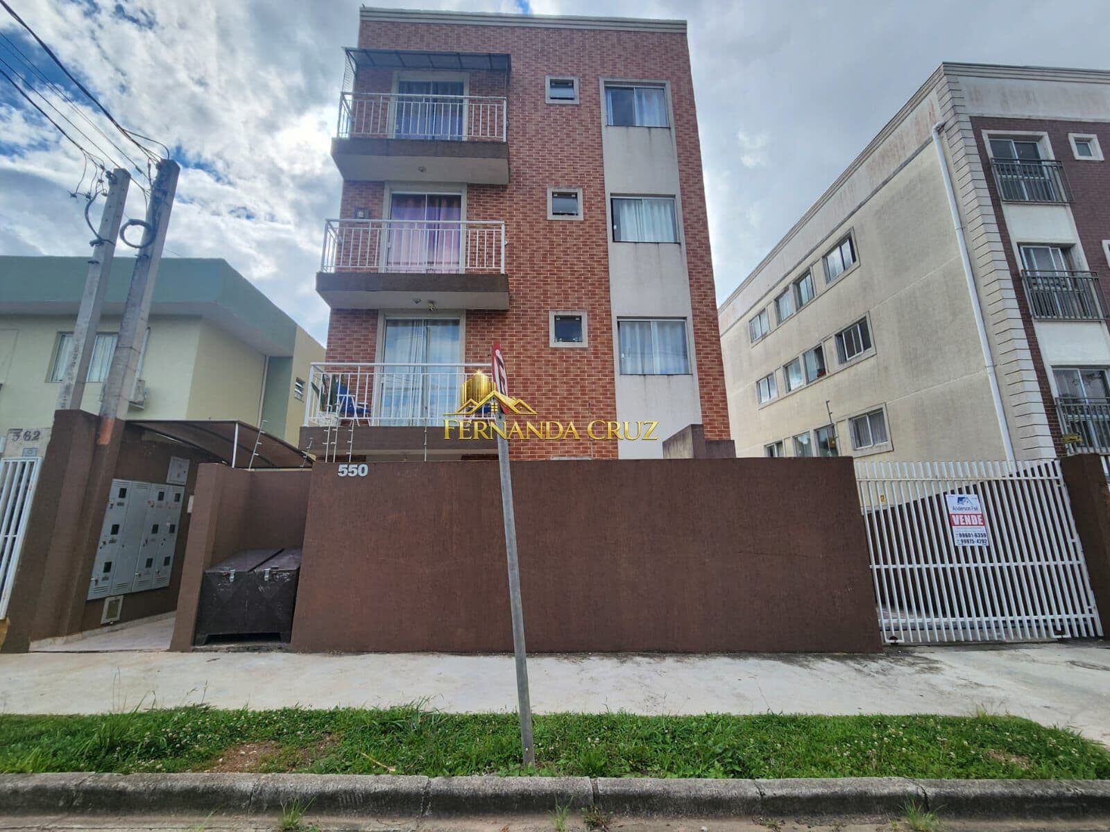 Apartamento em São José dos Pinhais - Santo Antônio
