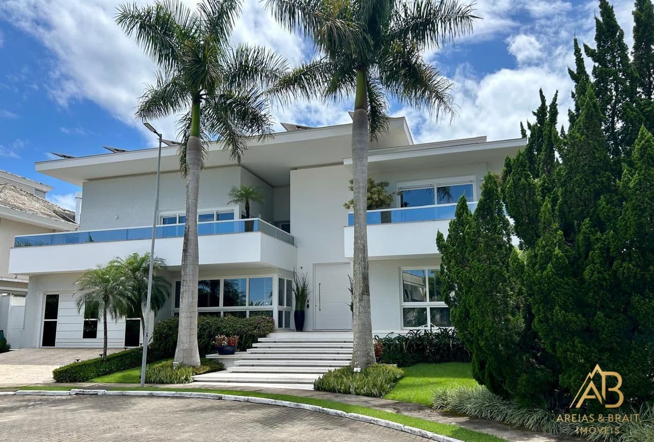 Casa à Venda em Jurerê Internacional, 5 suítes com 870 m² por R$ 22.000.000,00 - Florianópolis/SC