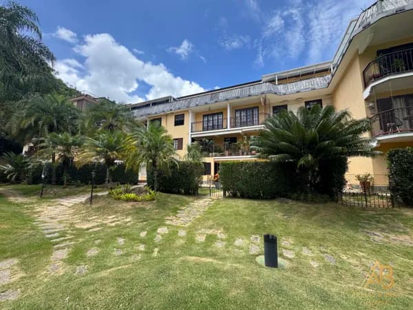 Apartamento Garden à venda com 104 m² e 3 quartos em Itaipava por R$ 698.000,00