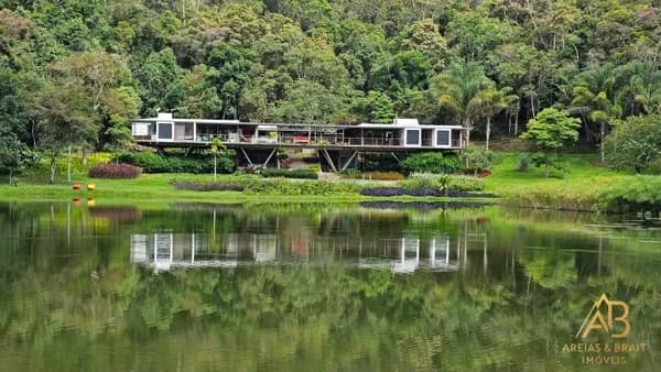 Arquitetura para as Pessoas: Refúgio Contemporâneo no Coração do Brejal, Petrópolis