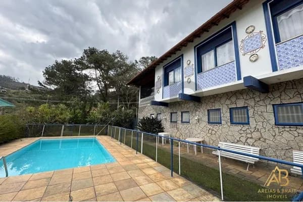 Casa à Venda na Estrada das Arcas, 453 m² por R$ 1.300.000,00 - Itaipava, Petrópolis/RJ