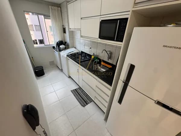 Apartamento dois quartos em Aririu, Palhoça/SC