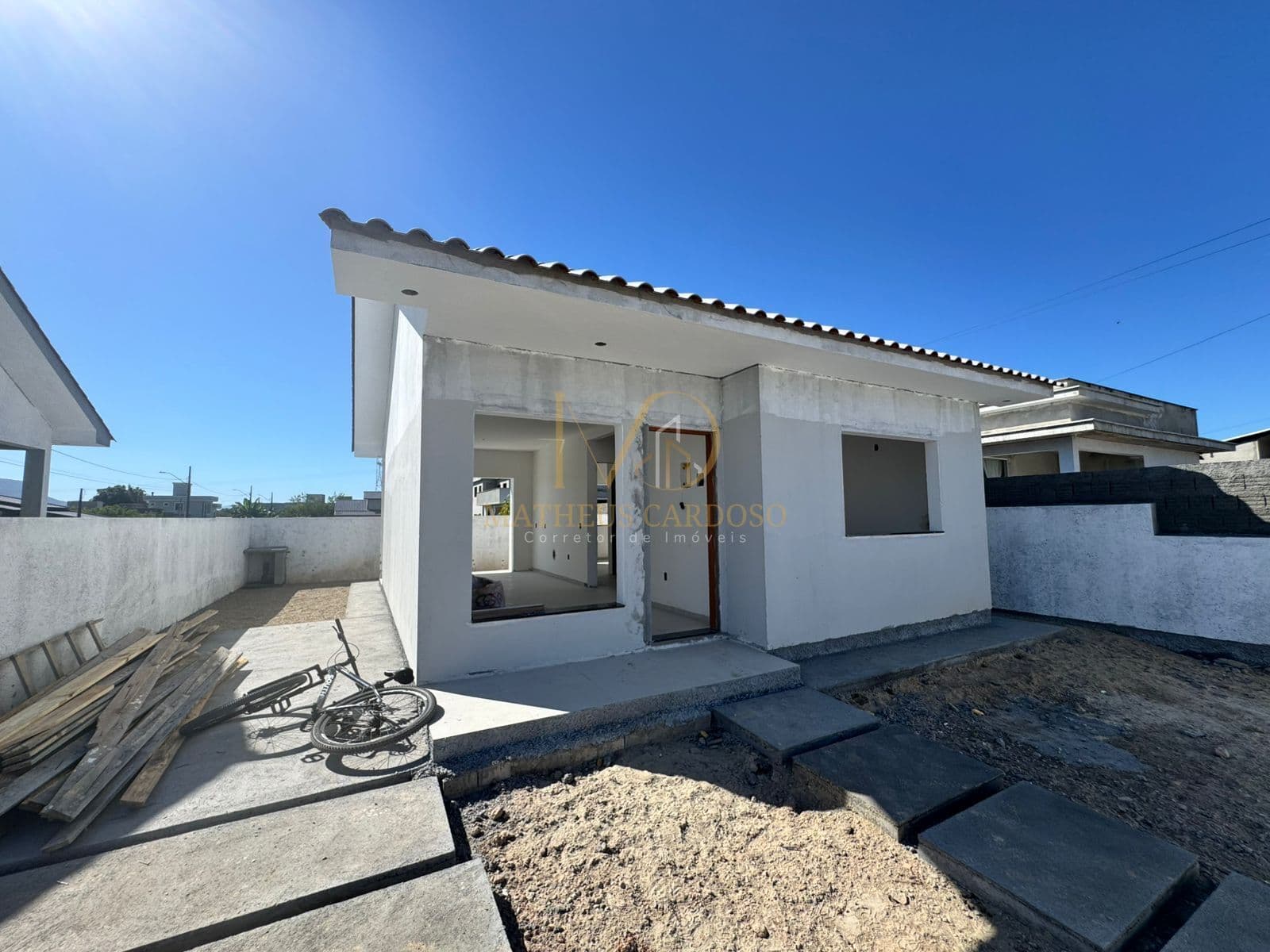 Casa geminada dois dormitórios com suite, em Palhoça-SC