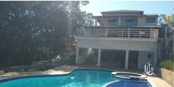 Linda Chácara