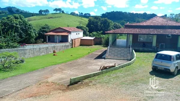 Fazenda/Sítios/Chácaras em Socorro - Centro