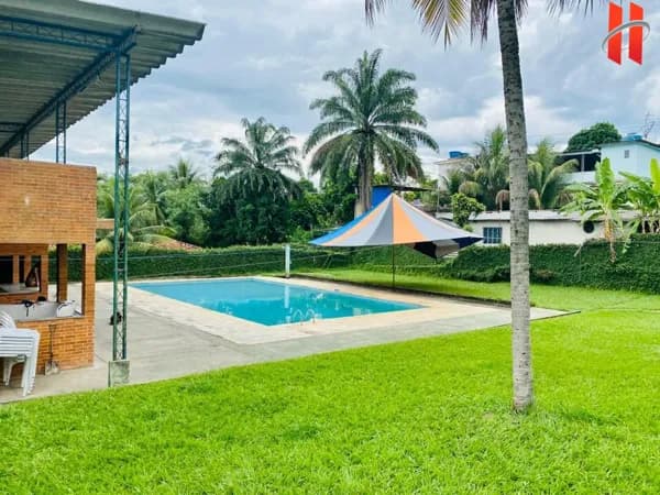 INCRÍVEL CHÁCARA EM NOVA IGUAÇU COM 3.000M²