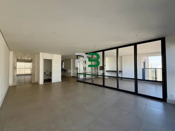 Apartamento Alto Padrão à Venda no Edifício Lumini