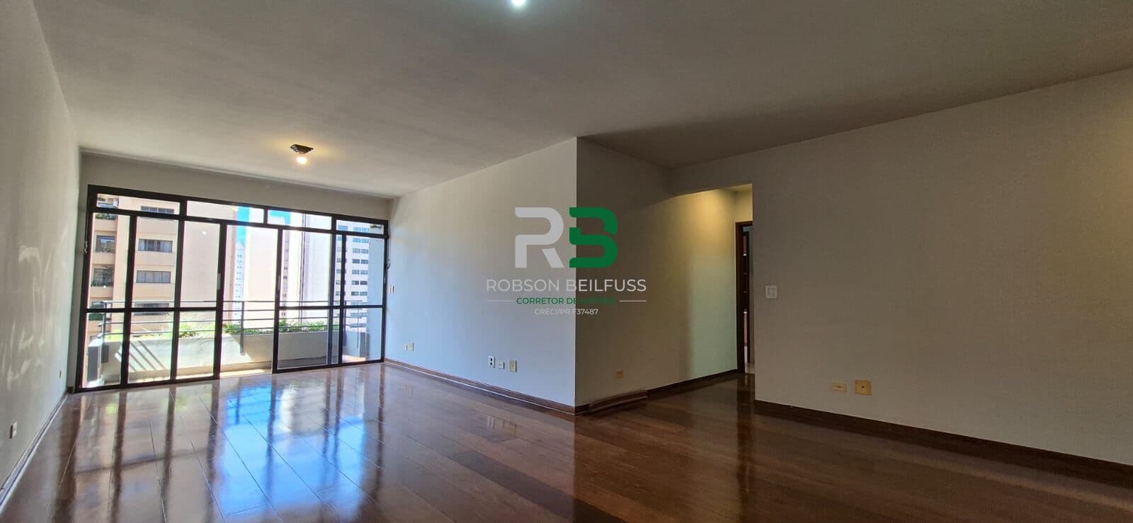 Apartamento à Venda no Edifício Giardini