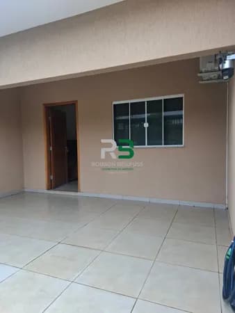 Casa à Venda no Jardim Tókio