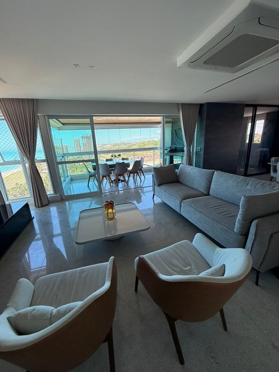 Apartamento de Alto Padrão | Edf. Green Village Residence | 4 Suítes | Vista Mar no Guaxuma
