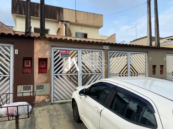Casa com 3 Quartos e Suíte – Ótima Localização
