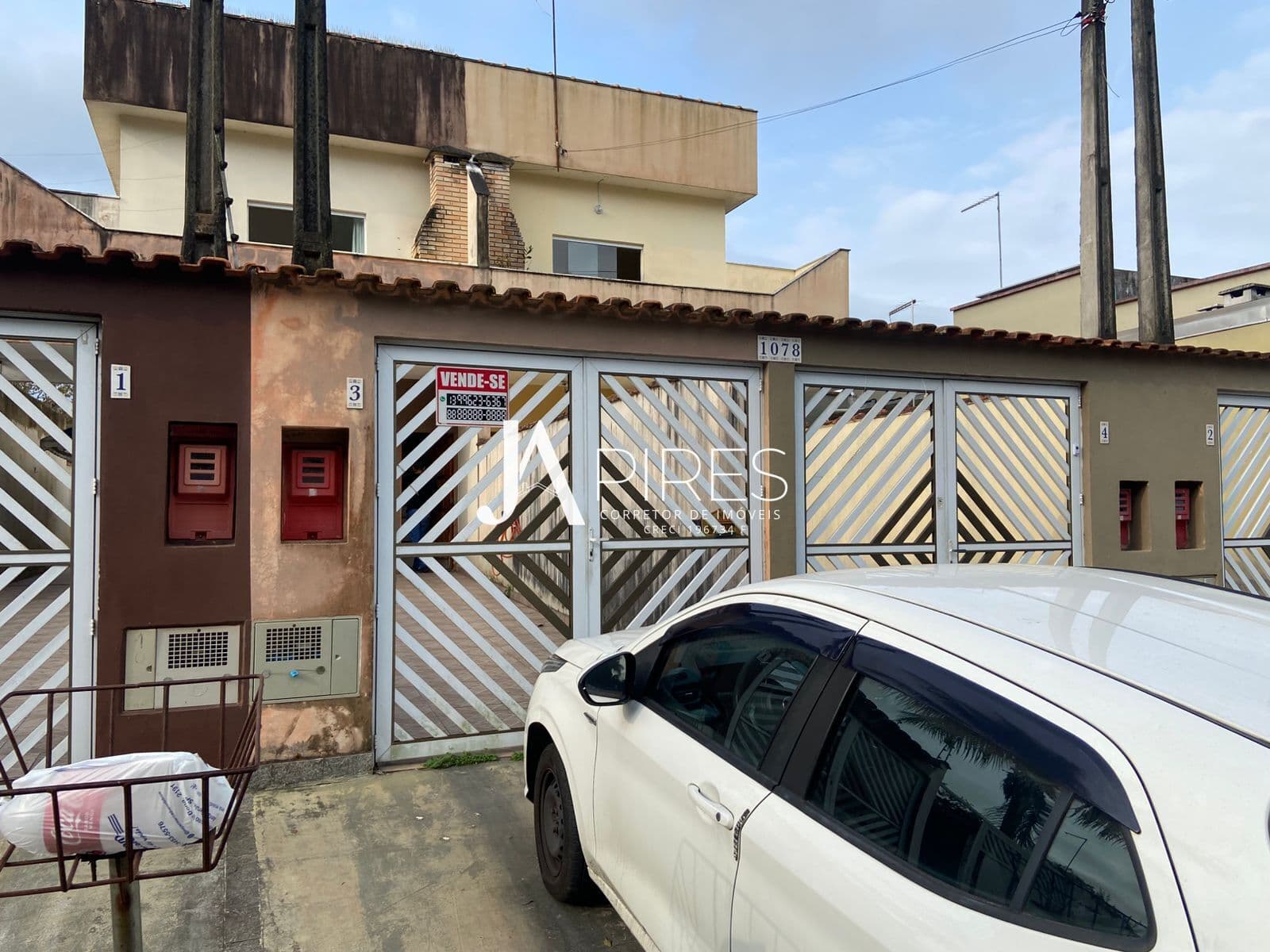 Casa com 3 Quartos e Suíte – Ótima Localização