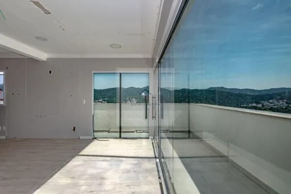 Sala Comercial 44m² Pioneiros c/ Vaga