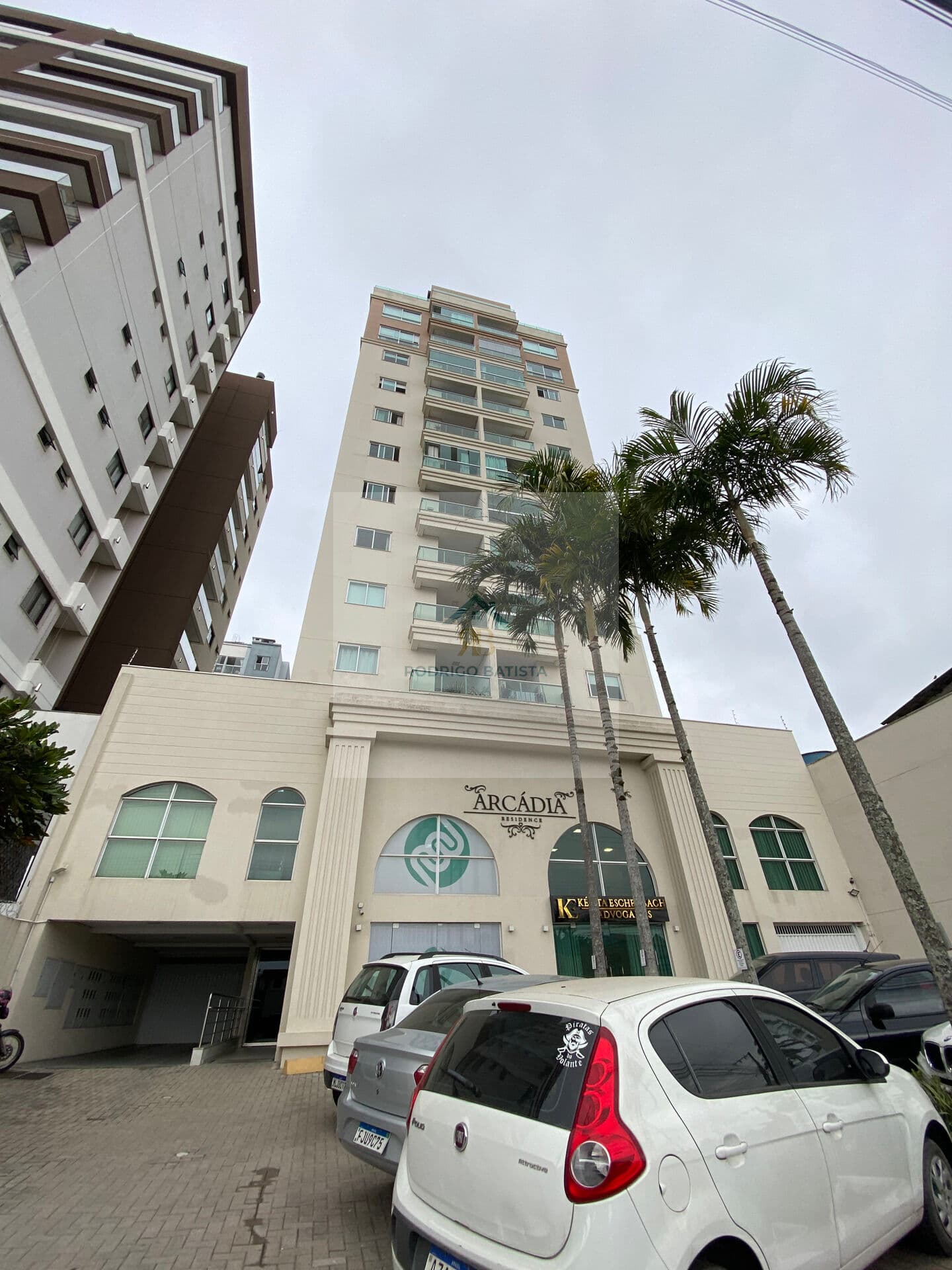 Apartamento 2 dormitórios Edifício Arcádia Itajaí