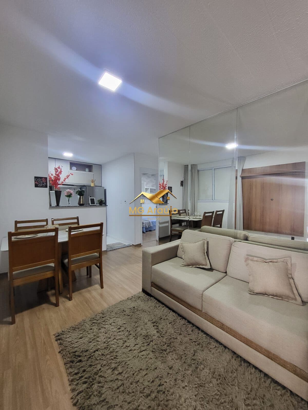 Apartamento na Planta, 02 Quartos, 01 Vaga, Justinópolis.