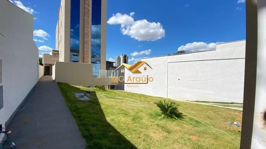 Apartamento Com área externa,03 Quartos, Santa Branca, BH