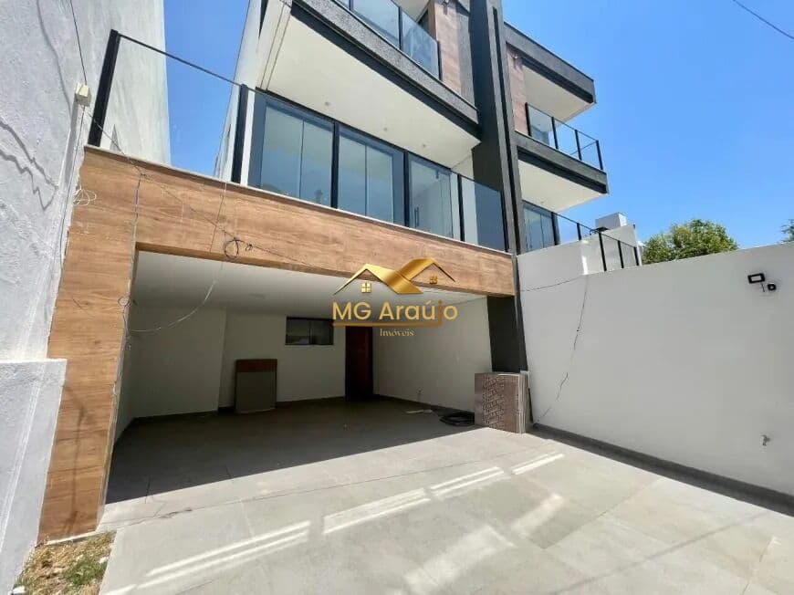 Casa à venda no bairro Planalto em Belo Horizonte/MG