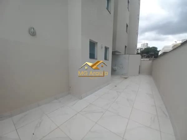 Apartamento área privativa, 02 Quartos, Santa Branca, BH