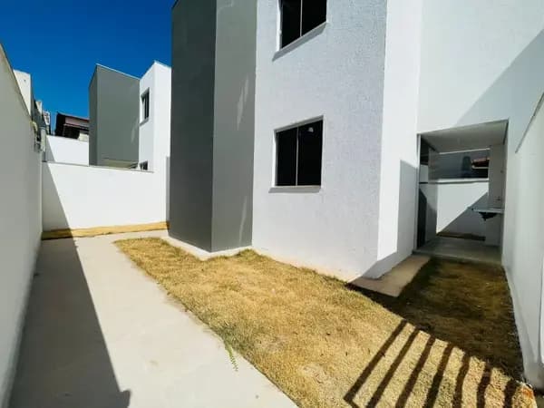 Casa à venda no bairro Etelvina Carneiro em Belo Horizonte/MG