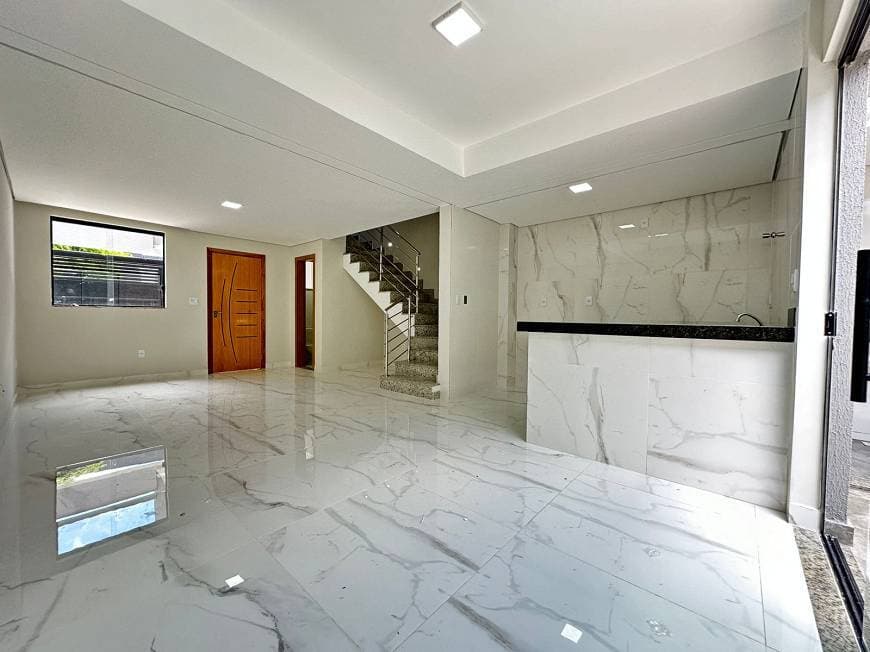 Casa Padrão, 03 Quartos, Santa Mônica, BH - ITBI Grátis