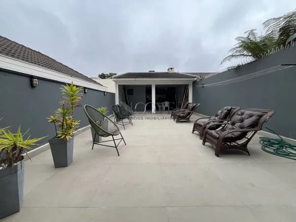 Sobrado em São José dos Pinhais - Aristocrata
