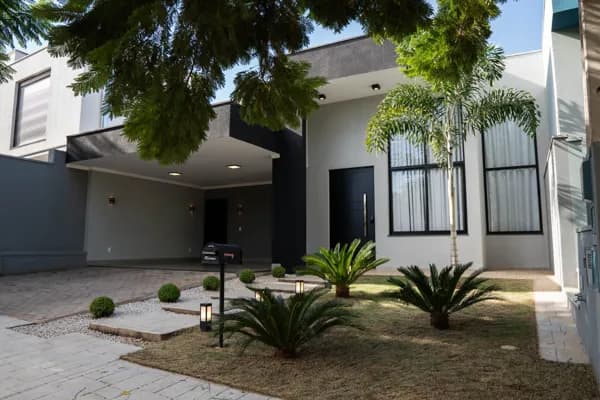 Casa à VENDA no Damha II com 03 suítes e fino acabamento.