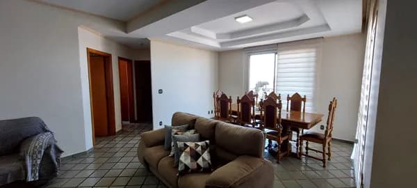 Apartamento à venda no Edifício San Remo no coração de AQA - Centro